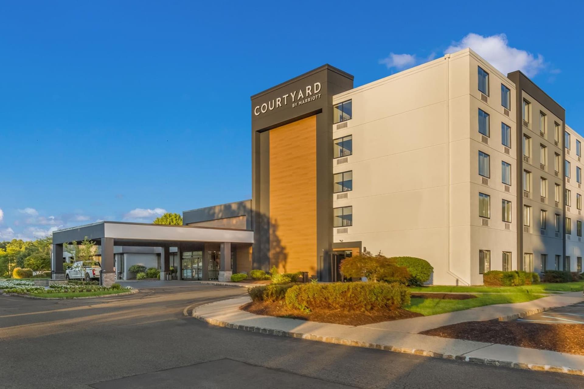 Courtyard Rockaway-Mount Arlington gallery photo in Mount Arlington, NJ — image 19
