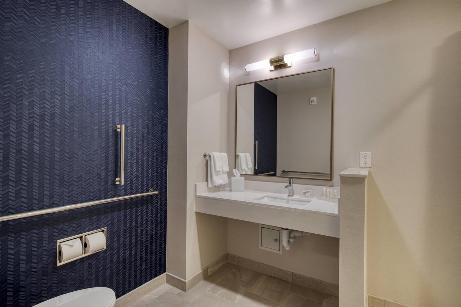 Fairfield Inn & Suites by Marriott Charlotte Belmont gallery photo in Belmont, NC — image 40