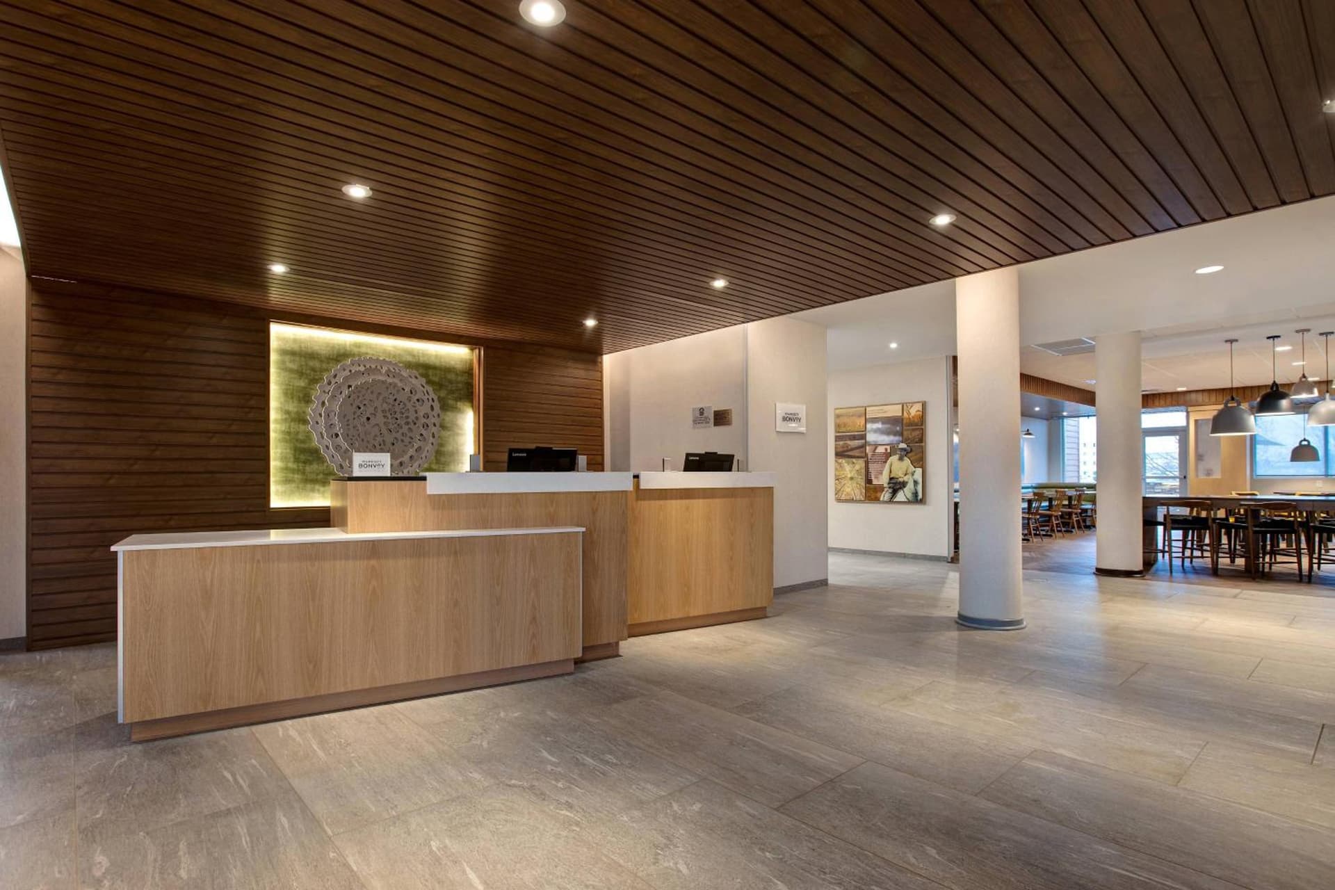 Fairfield Inn & Suites by Marriott Chicago Bolingbrook interior in Bolingbrook, IL — gallery photo 2