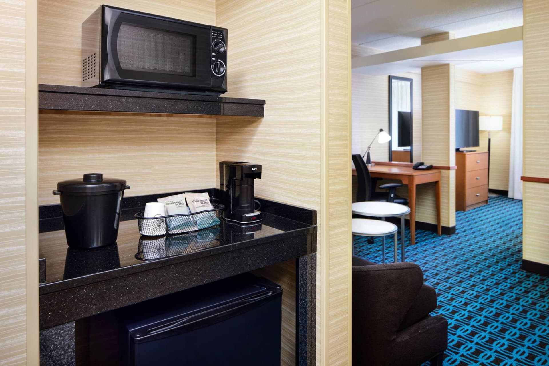 Fairfield Inn and Suites by Marriott Plainville gallery photo in Plainville — image 6