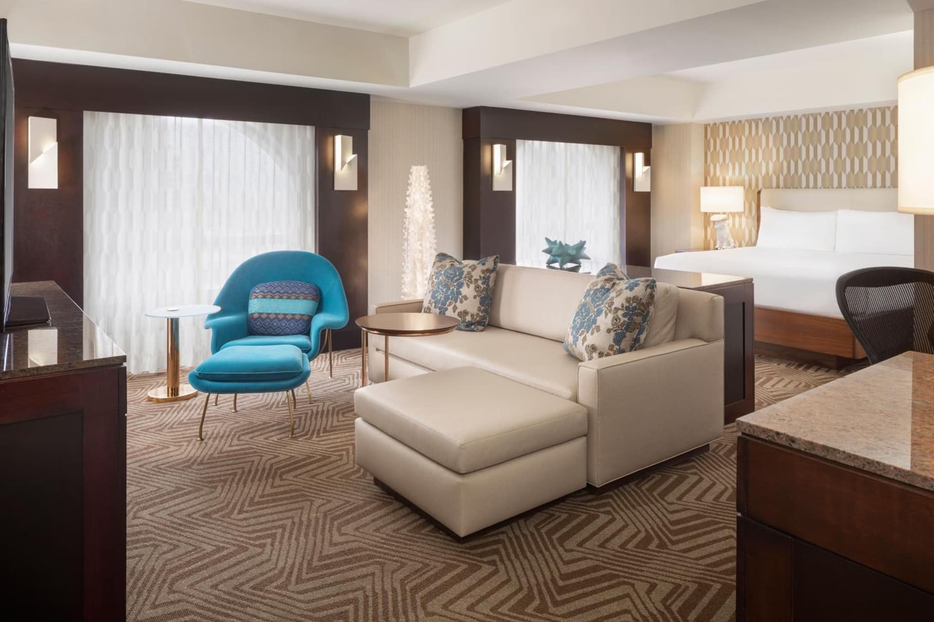 Renaissance Phoenix Downtown Hotel property views in Phoenix, AZ — gallery photo 3