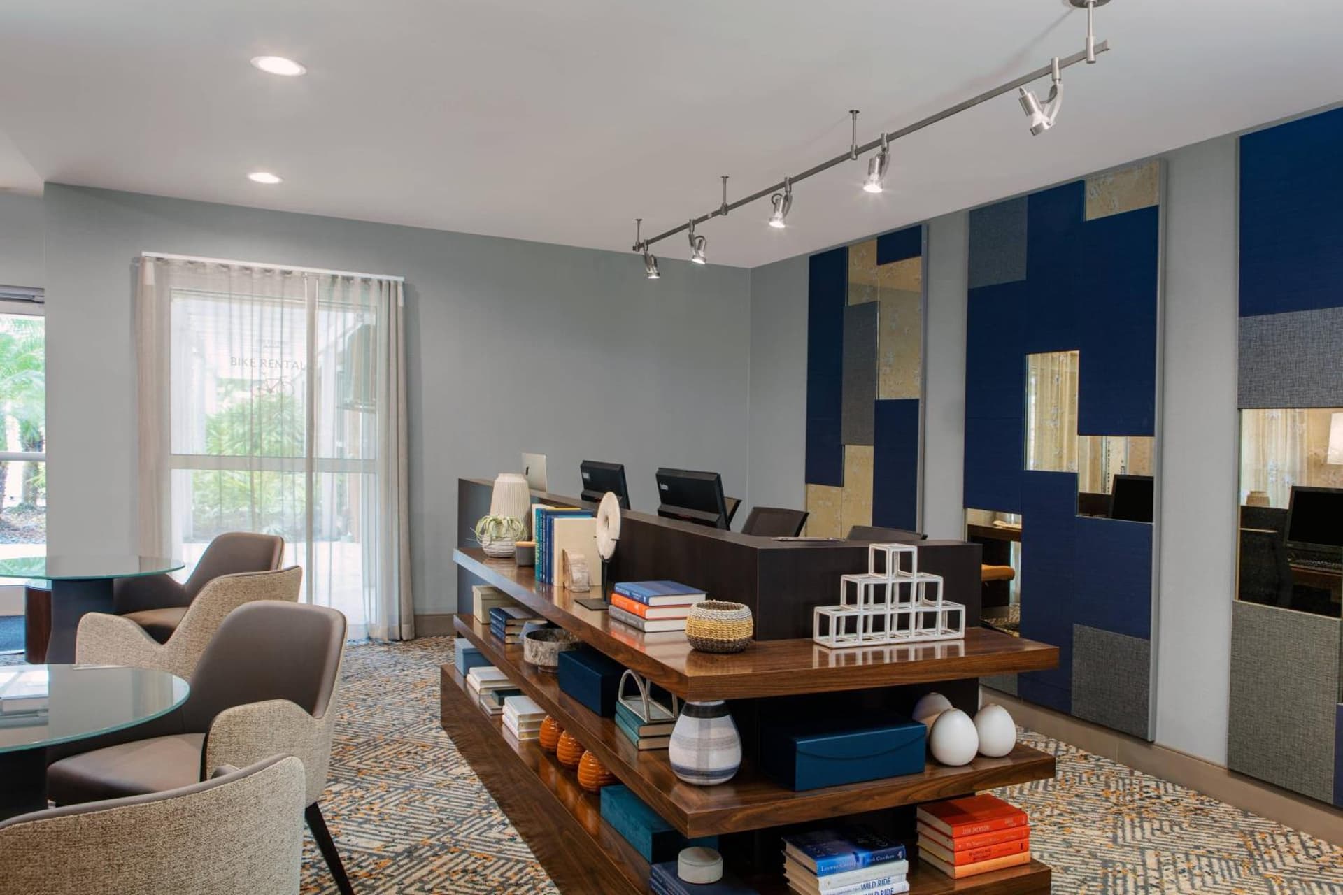 Courtyard by Marriott Miami Aventura Mall property views in Aventura, FL — gallery photo 3