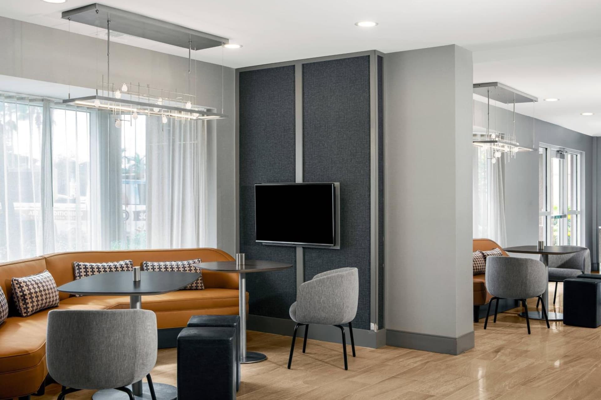 Courtyard by Marriott Miami Aventura Mall gallery photo in Aventura, FL — image 9