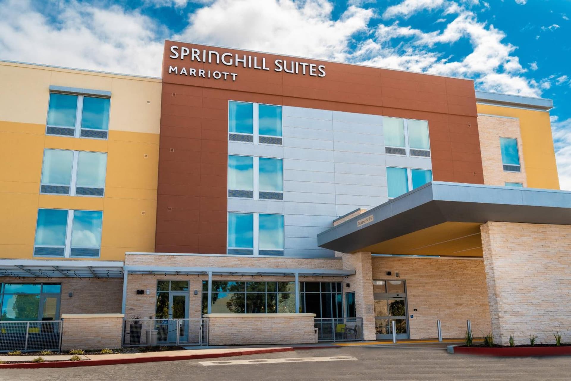 SpringHill Suites by Marriott Newark Fremont interior in Newark, CA — gallery photo 2