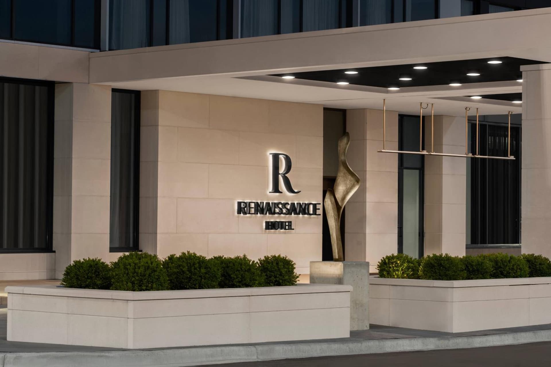 Renaissance Milwaukee West Hotel property views in Wauwatosa, WI — gallery photo 3