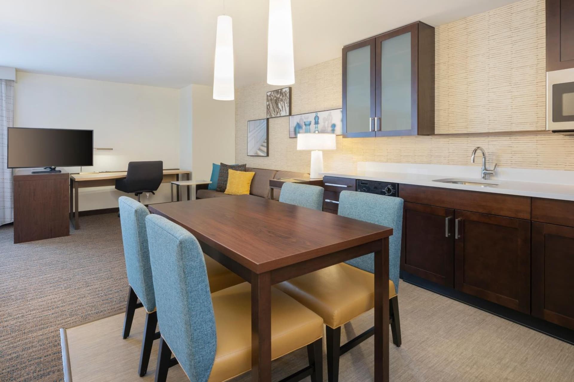 Residence Inn by Marriott Boston Bridgewater gallery photo in Bridgewater — image 27