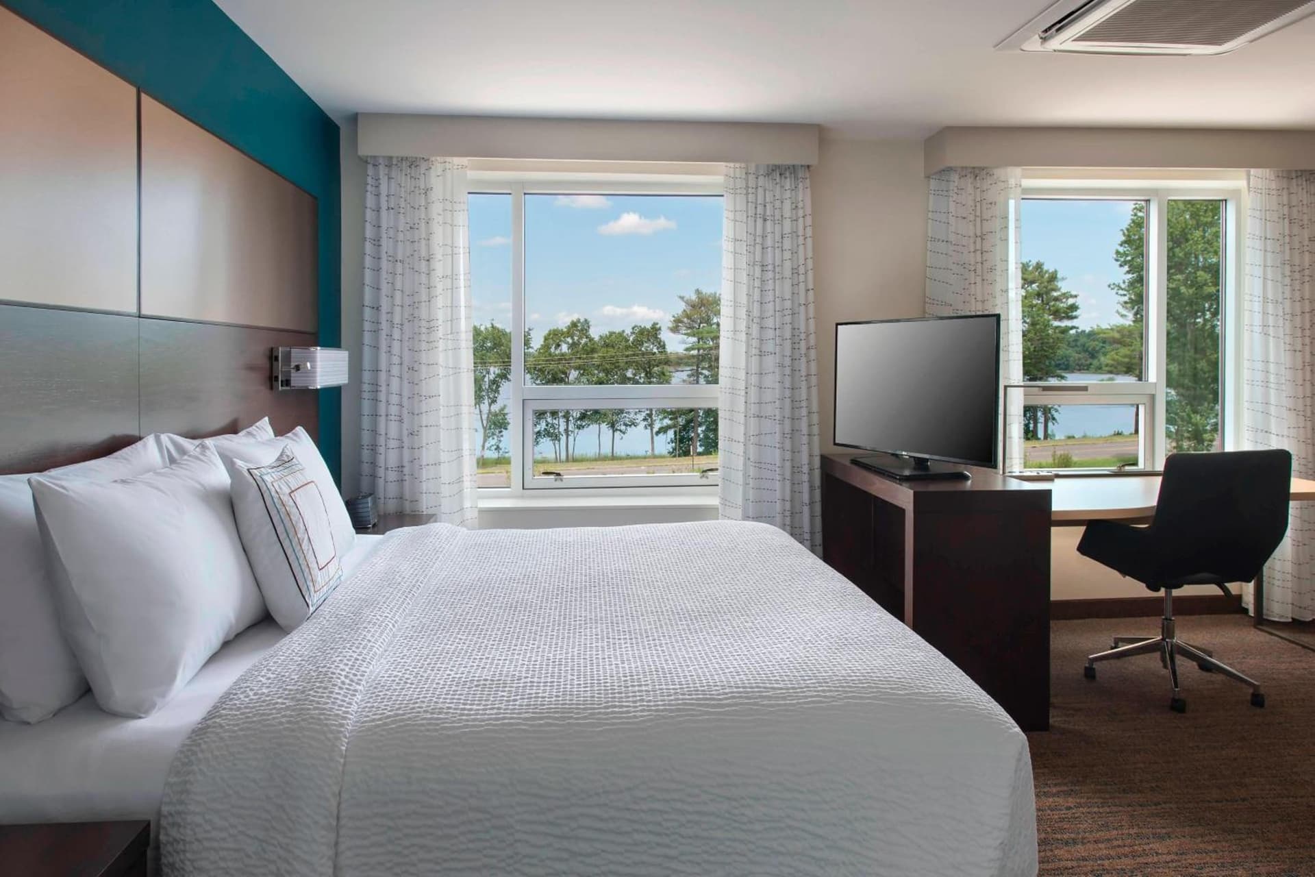 Residence Inn by Marriott Boston Bridgewater gallery photo in Bridgewater — image 30