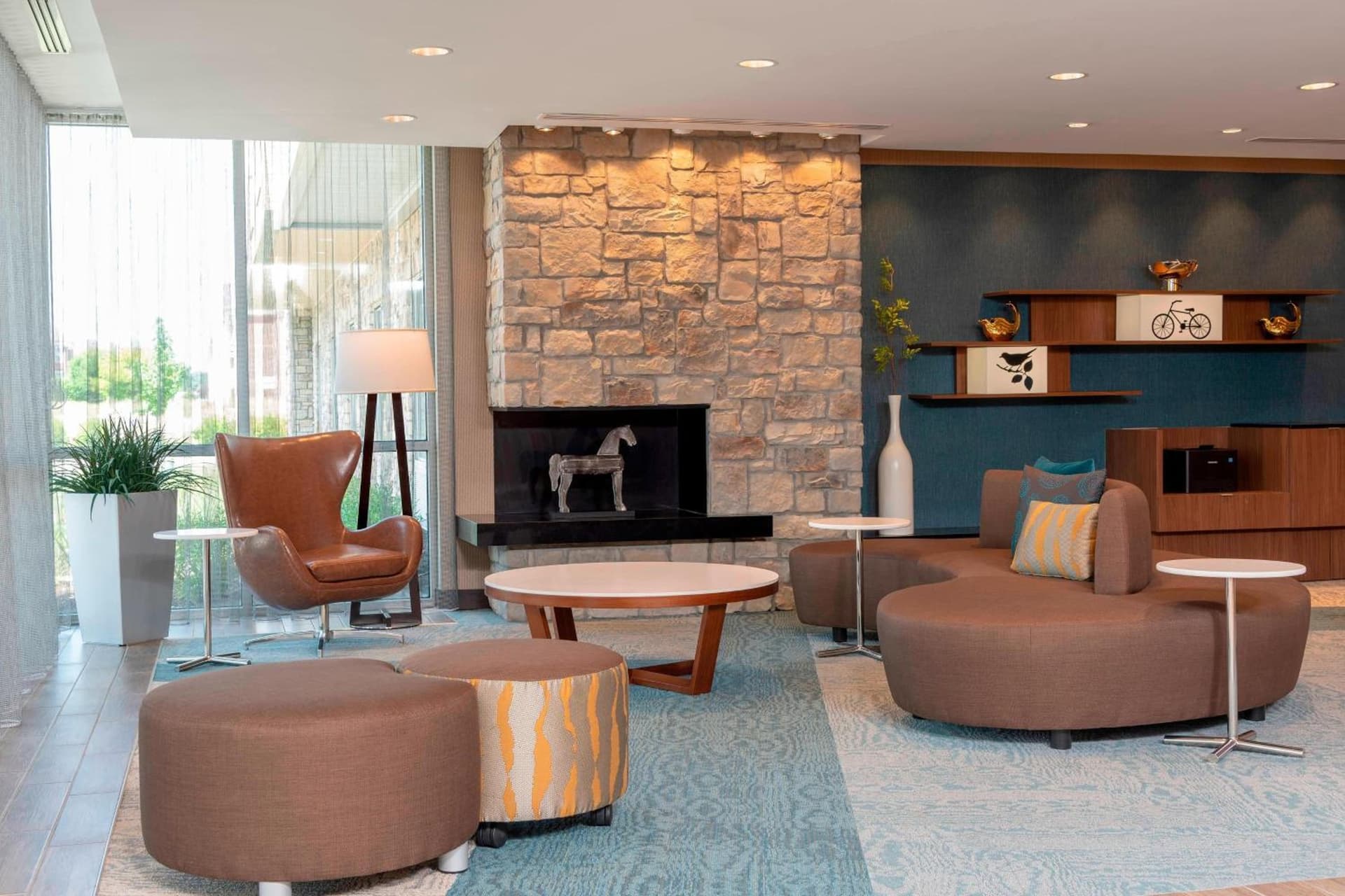Fairfield Inn & Suites by Marriott Indianapolis Carmel property views in Carmel, IN — gallery photo 3