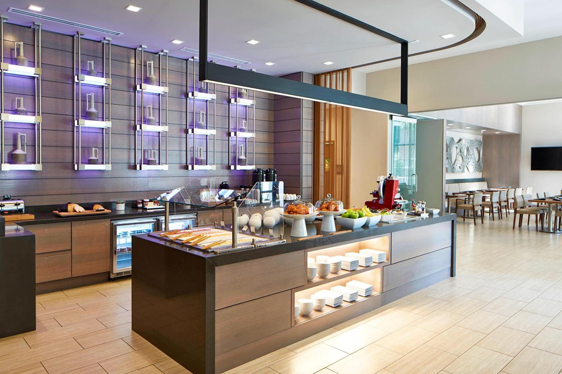 AC Hotel by Marriott Seattle Bellevue/Downtown gallery photo in Bellevue, WA — image 11