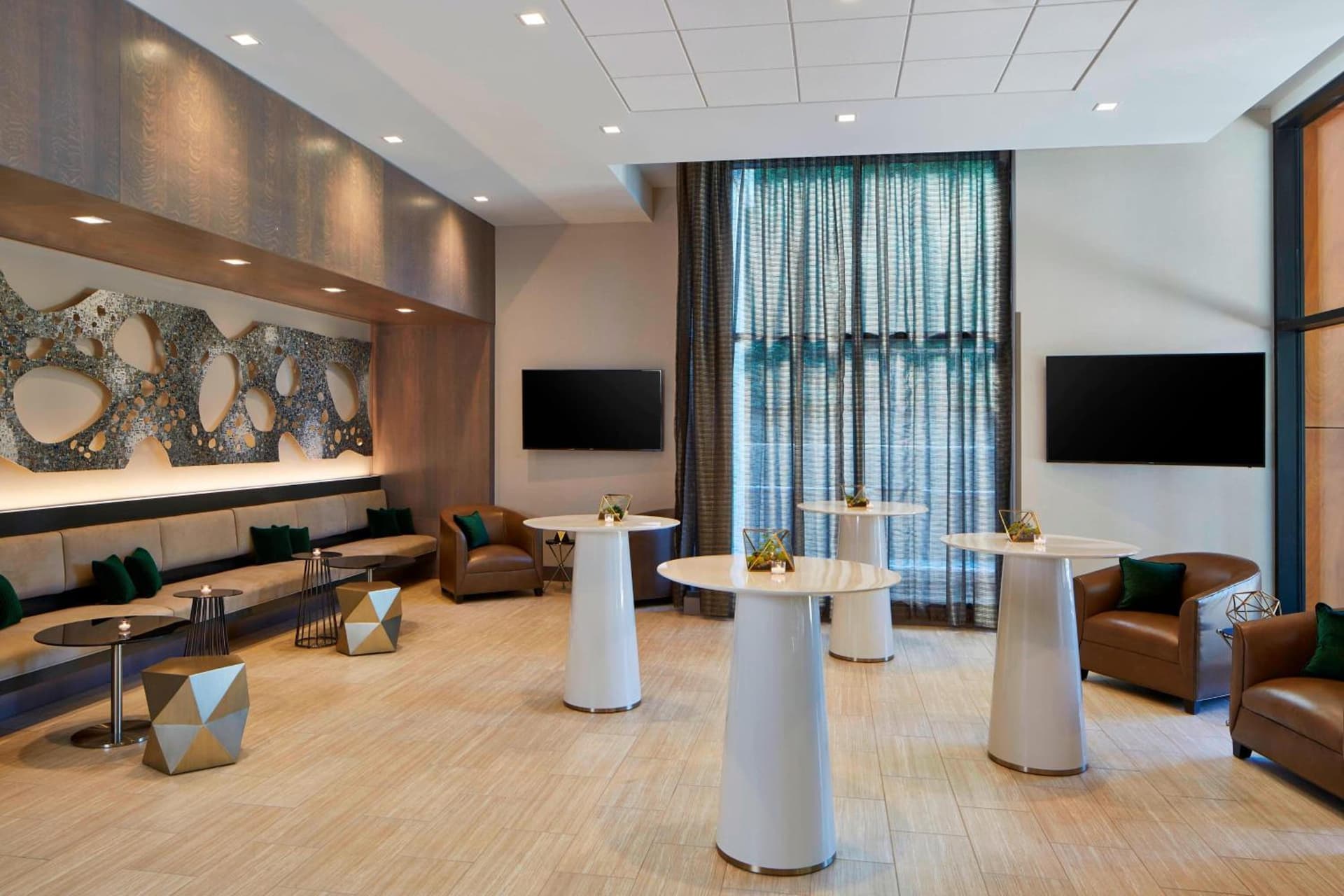 AC Hotel by Marriott Seattle Bellevue/Downtown gallery photo in Bellevue, WA — image 20