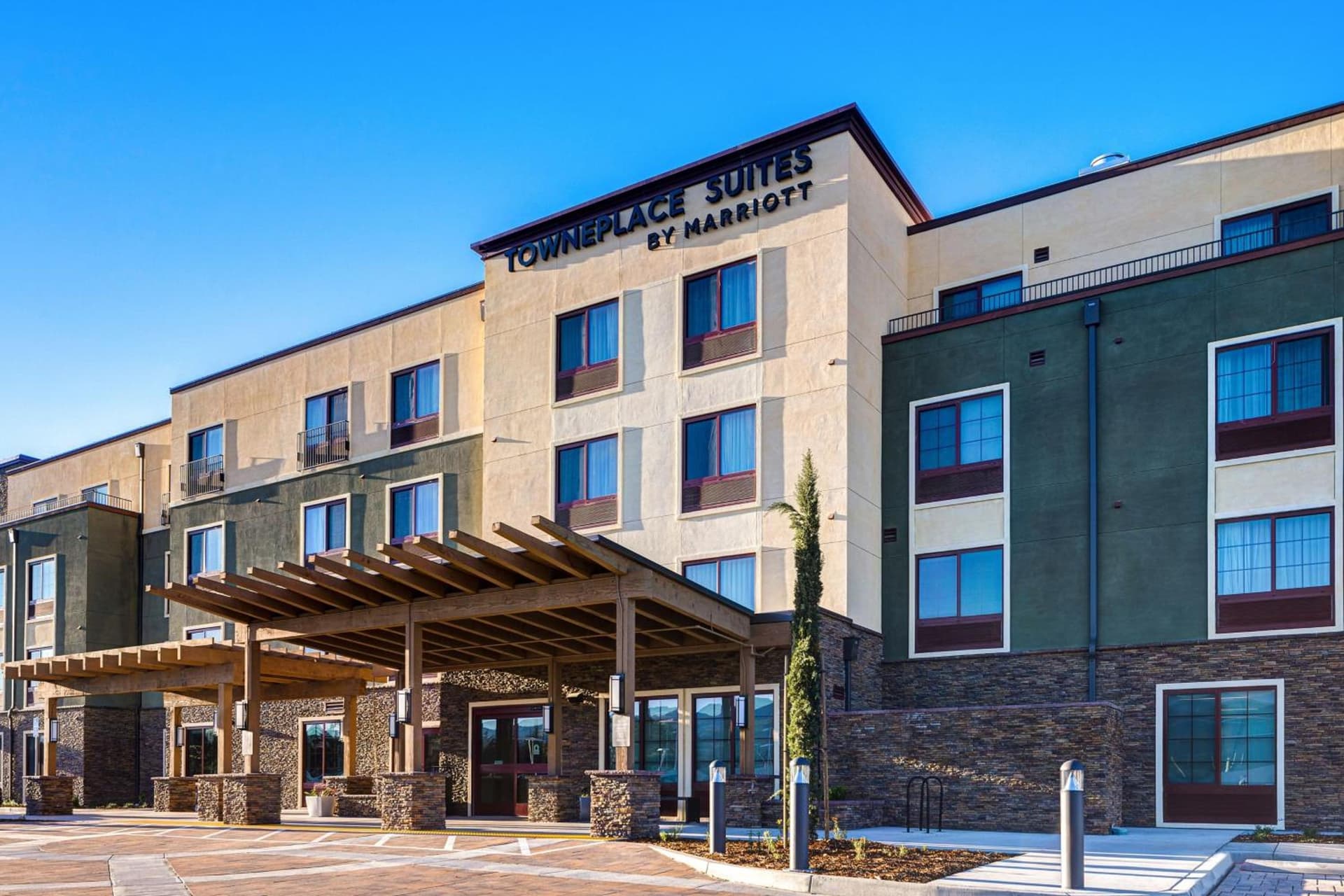 TownePlace Suites by Marriott San Luis Obispo interior in San Luis Obispo, CA — gallery photo 2