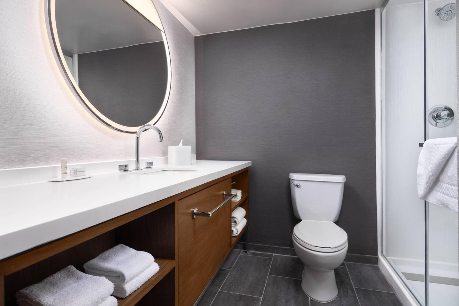 Courtyard by Marriott San Diego Mission Valley/Hotel Circle property views in San Diego, CA — gallery photo 3