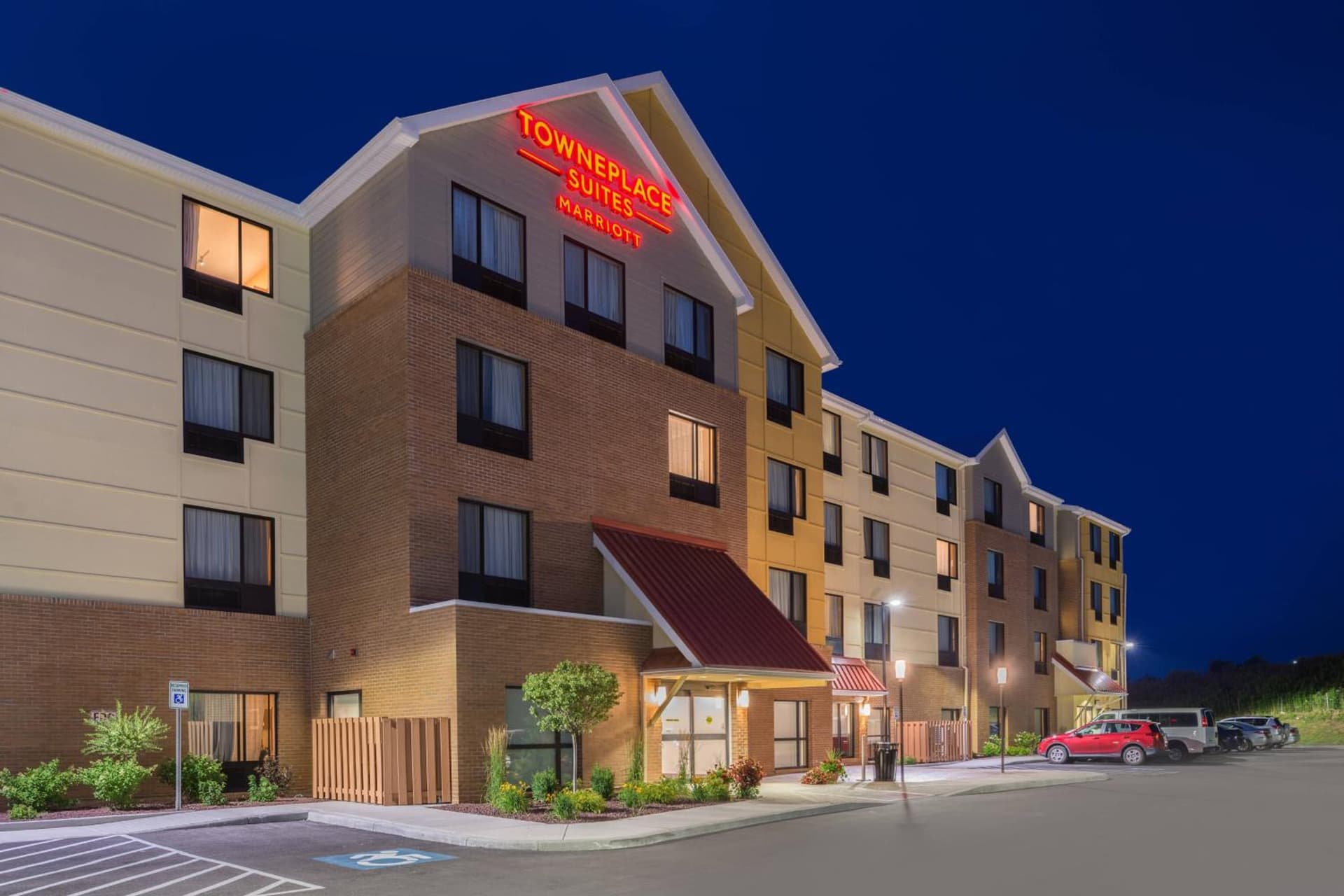 TownePlace Suites by Marriott New Hartford interior in New Hartford, NY — gallery photo 2
