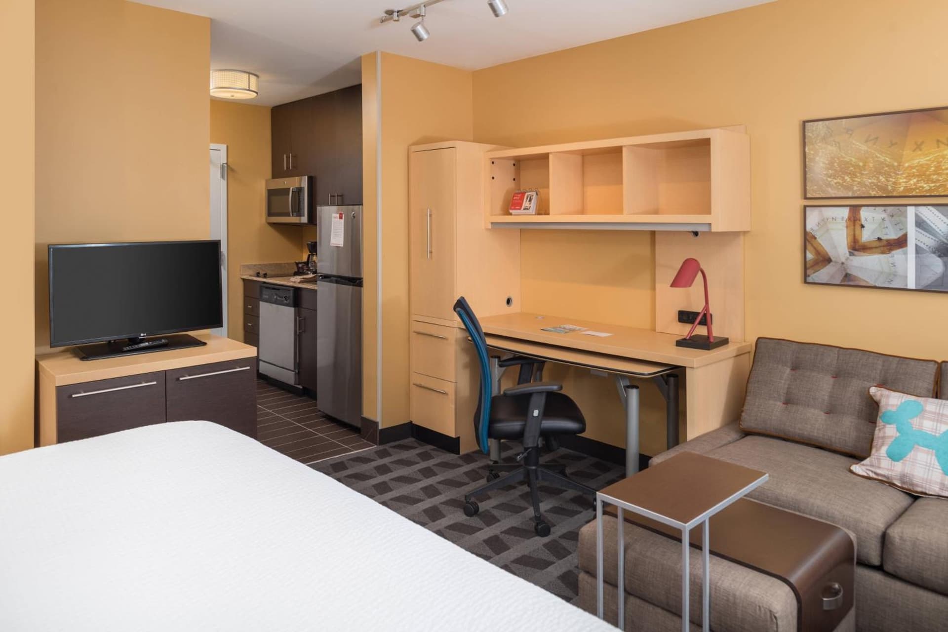 TownePlace Suites by Marriott New Hartford gallery photo in New Hartford, NY — image 28