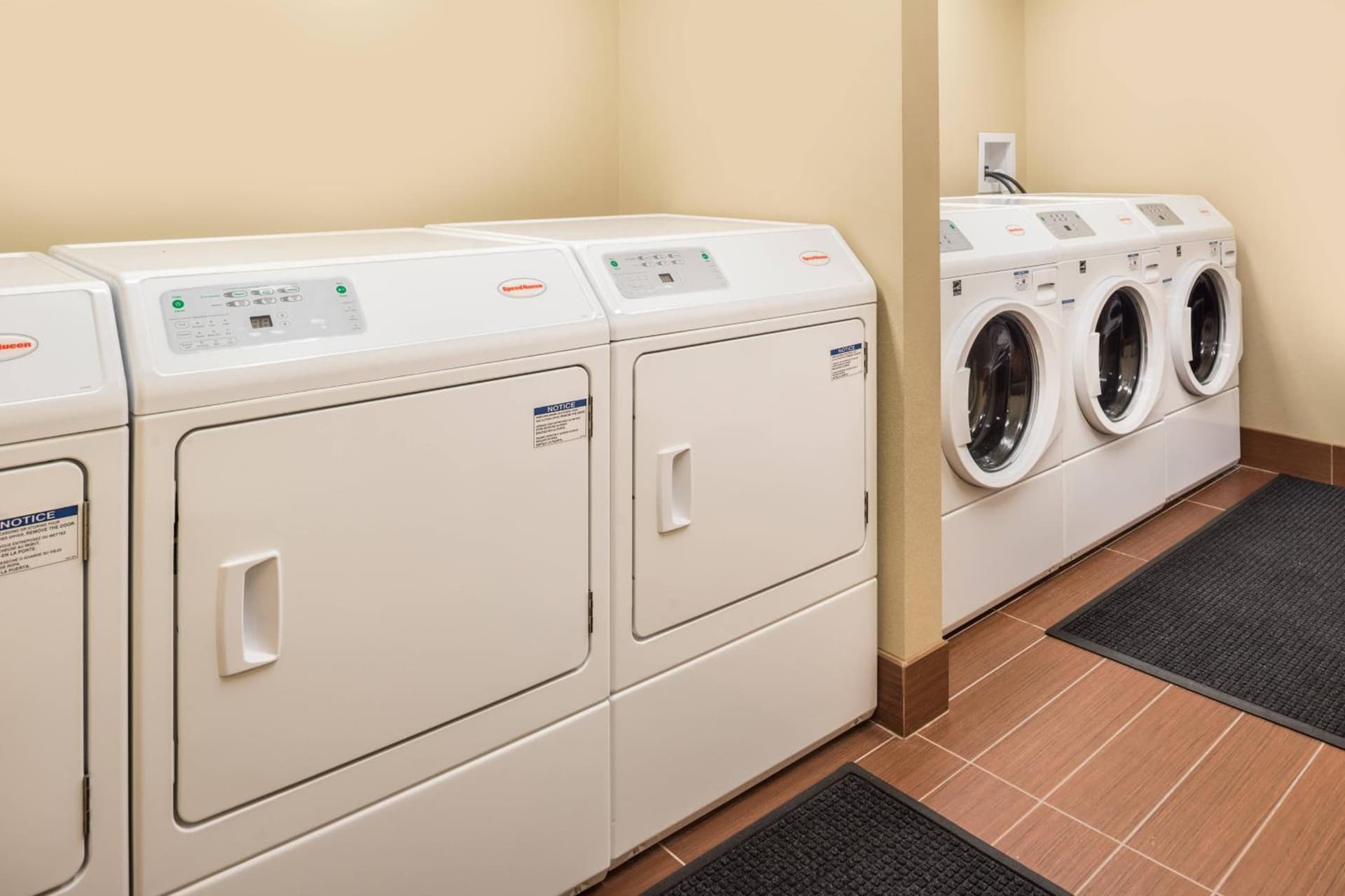 TownePlace Suites by Marriott New Hartford gallery photo in New Hartford, NY — image 33
