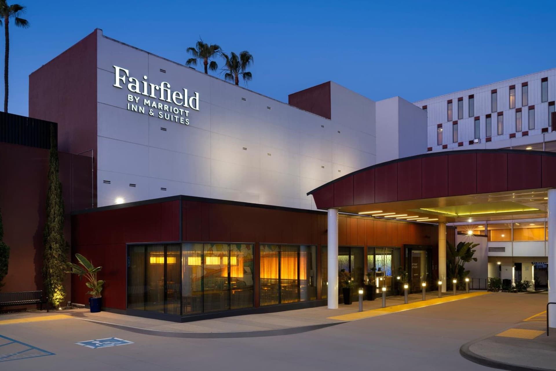 Fairfield Inn & Suites by Marriott Los Angeles LAX/El Segundo interior in El Segundo, CA — gallery photo 2