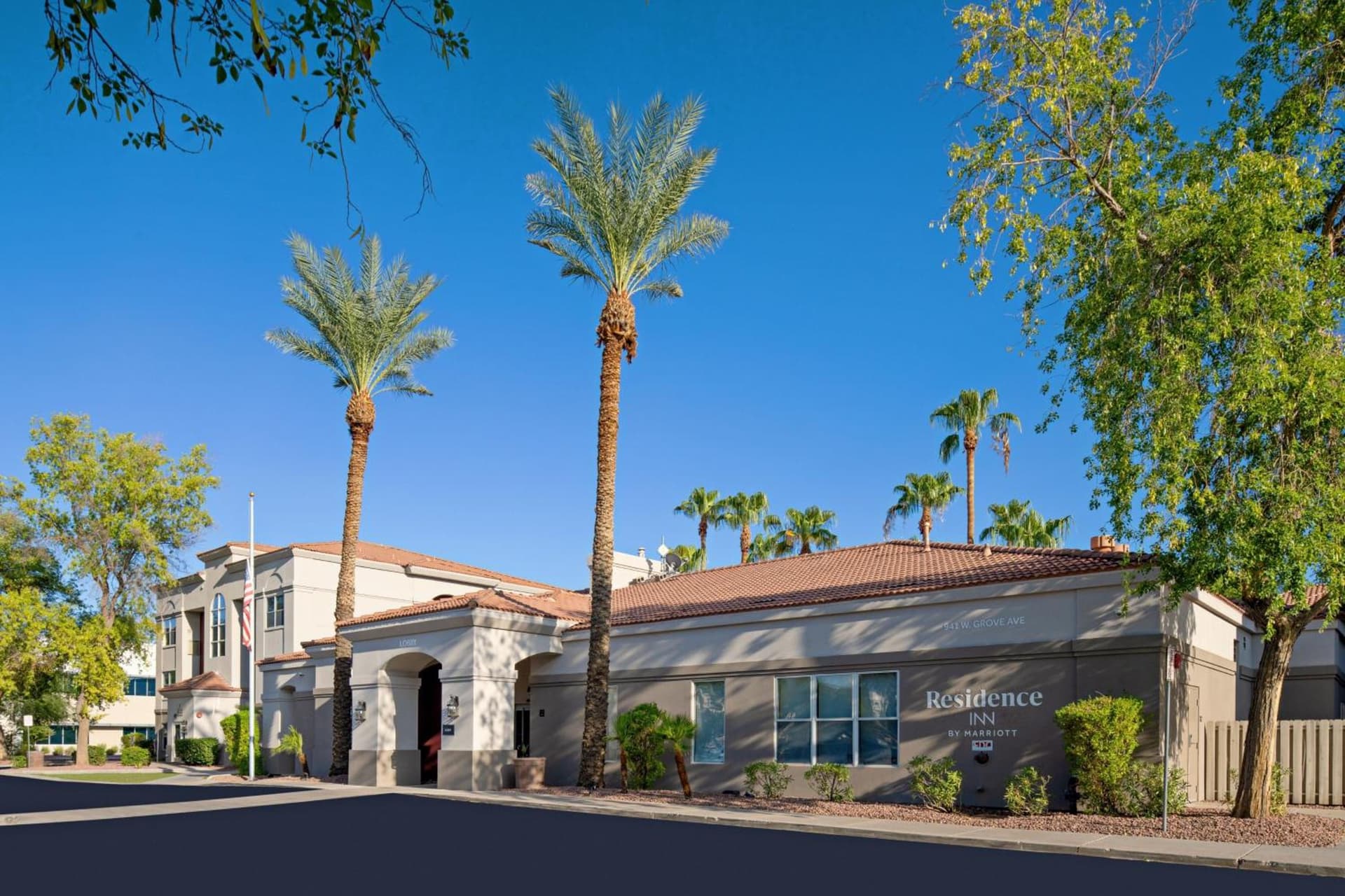 Residence Inn Phoenix Mesa interior in Mesa, AZ — gallery photo 2