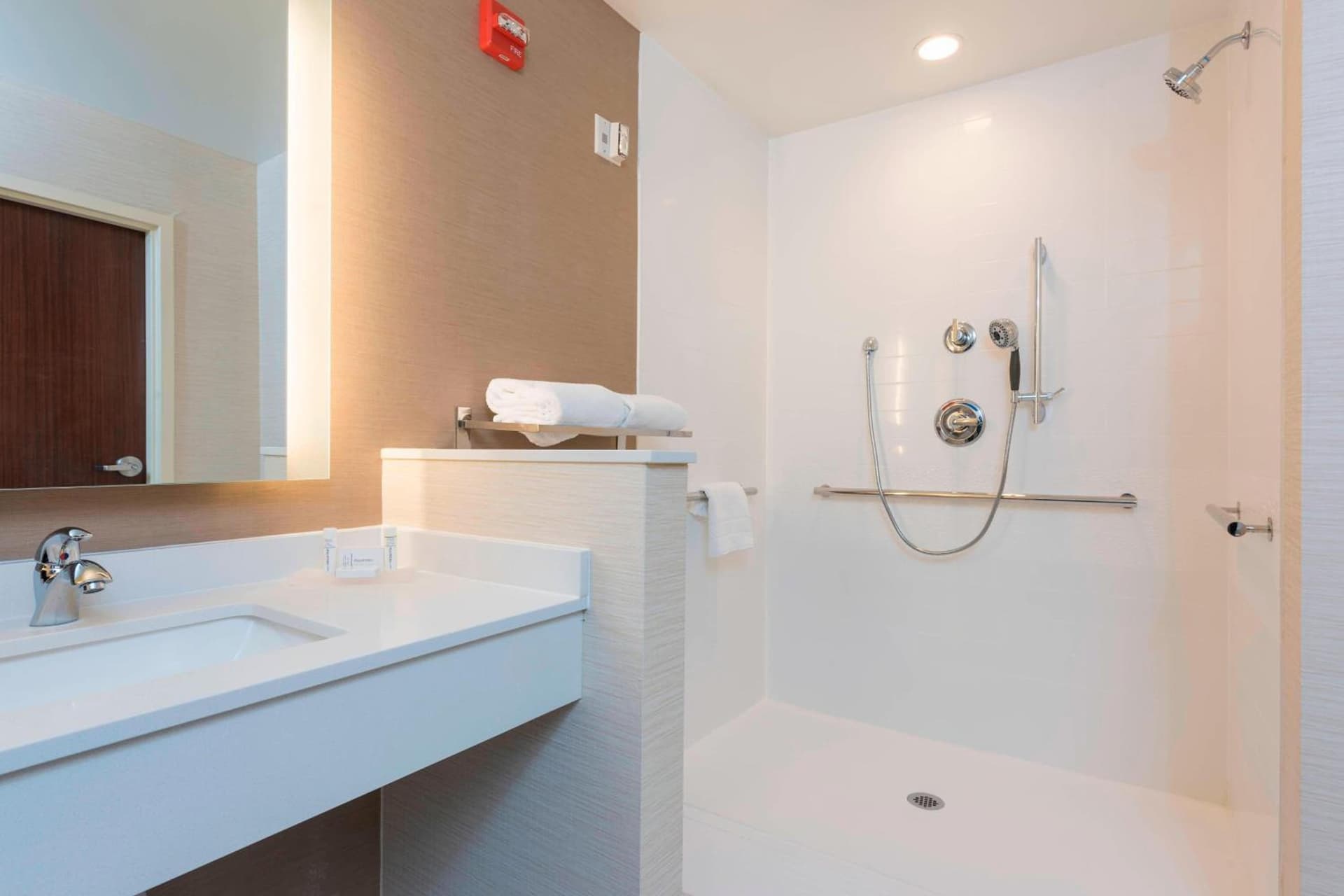 Fairfield Inn & Suites by Marriott Indianapolis Fishers gallery photo in Fishers, IN — image 21