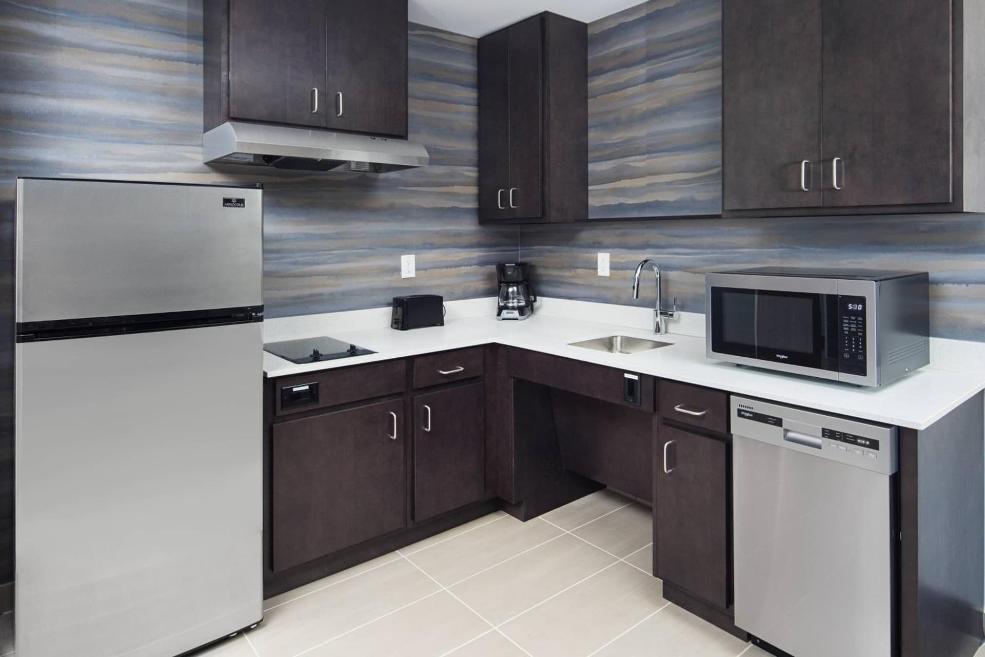 Residence Inn by Marriott Knoxville Downtown property views in Knoxville, TN — gallery photo 3