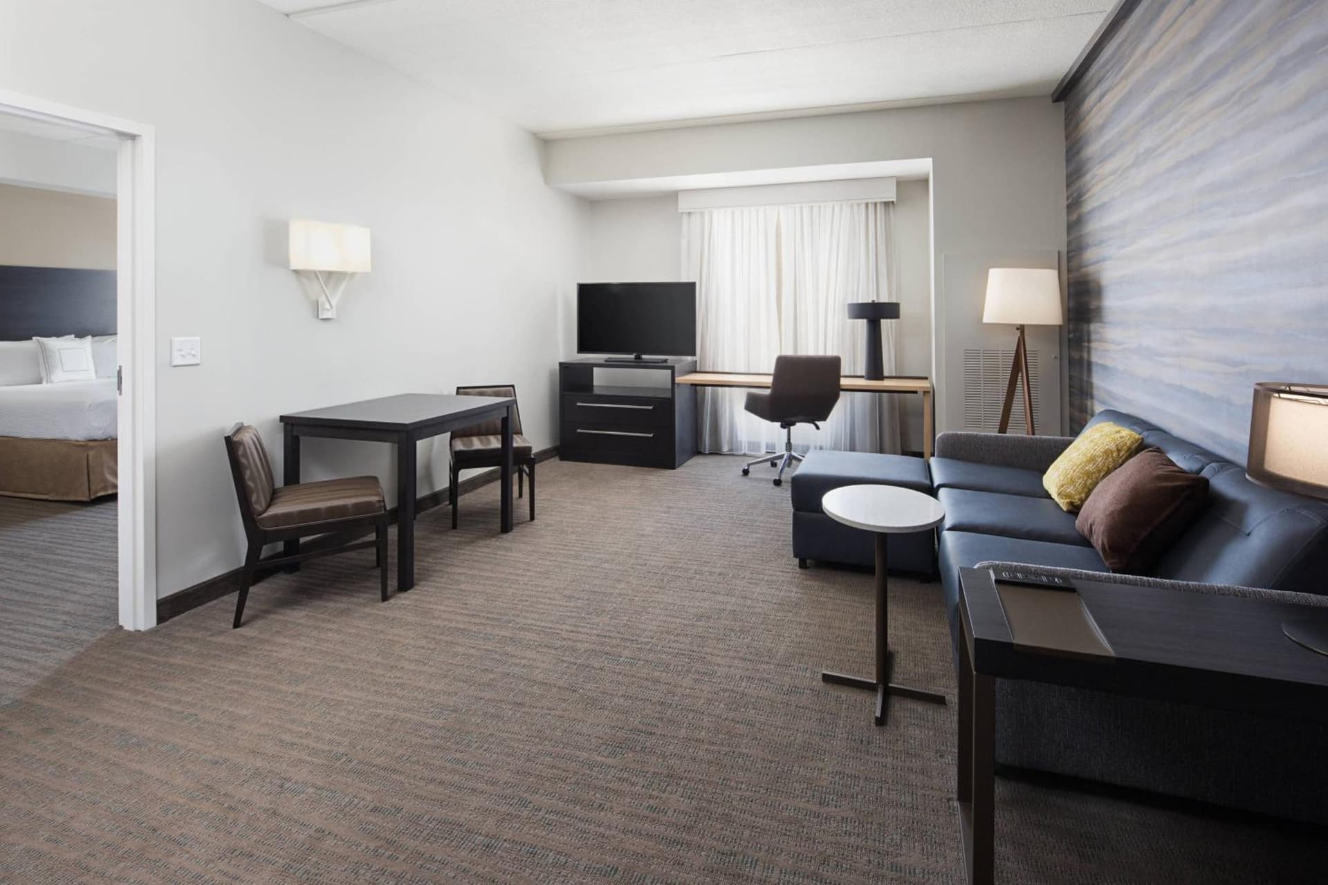 Residence Inn by Marriott Knoxville Downtown interior in Knoxville, TN — gallery photo 2
