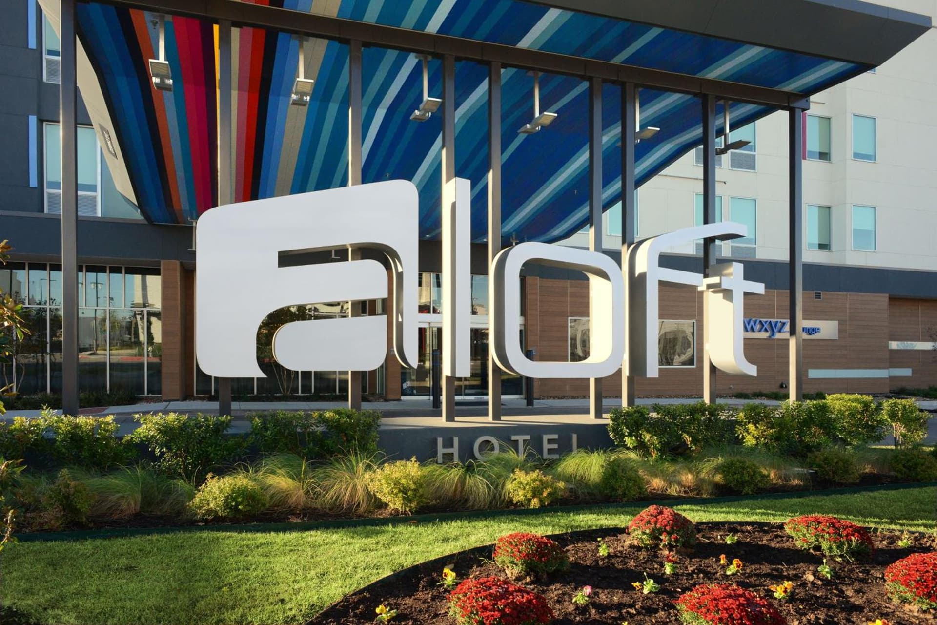 Aloft by Marriott Dallas Euless interior in Euless, TX — gallery photo 2