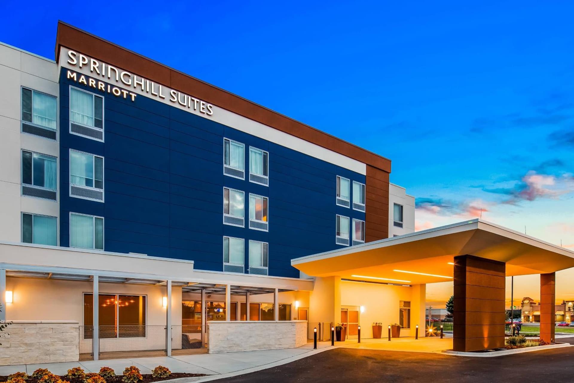 SpringHill Suites by Marriott Chambersburg interior in Chambersburg, PA — gallery photo 2