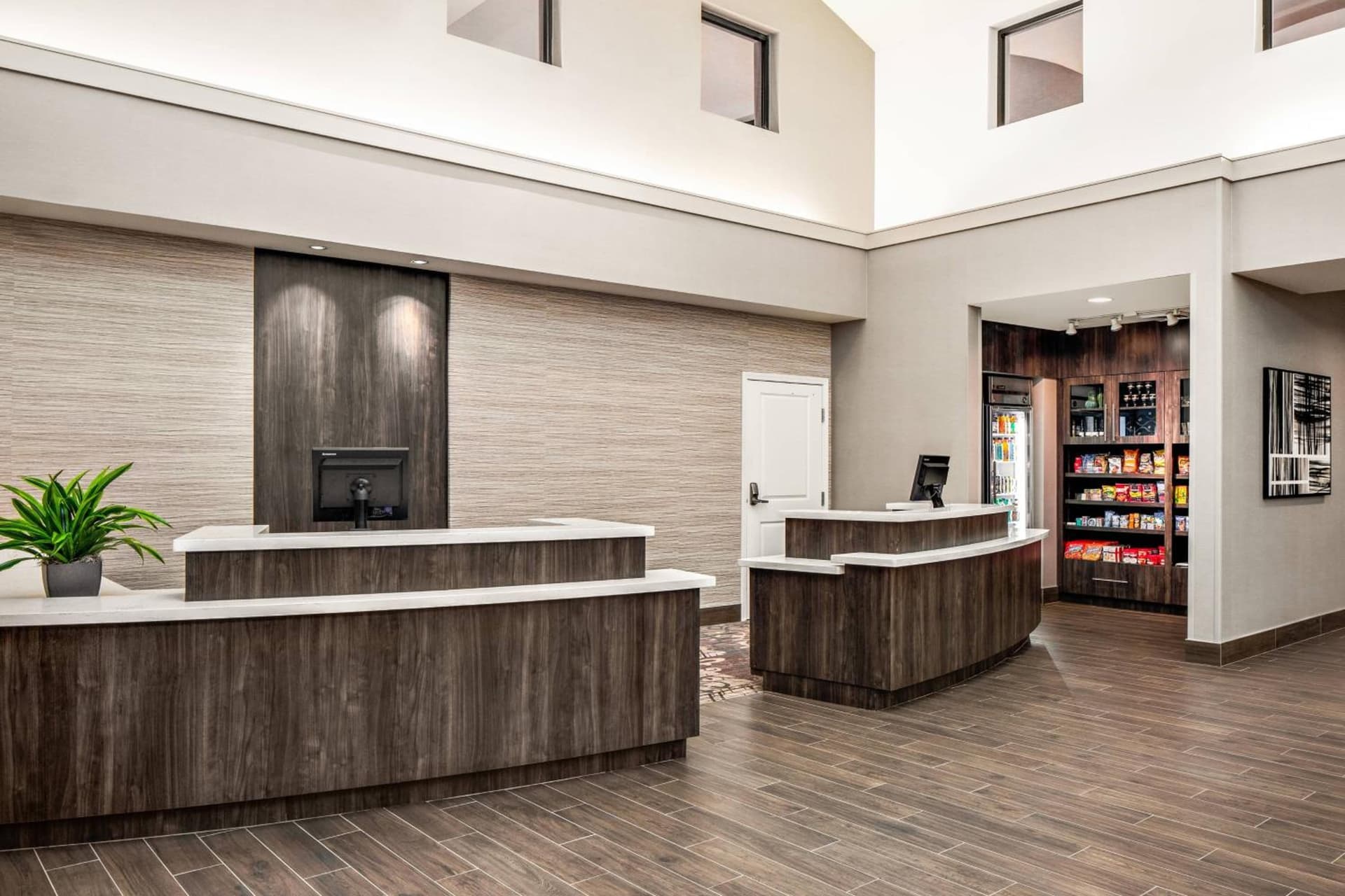 Residence Inn Phoenix NW/Surprise interior in Surprise, AZ — gallery photo 2