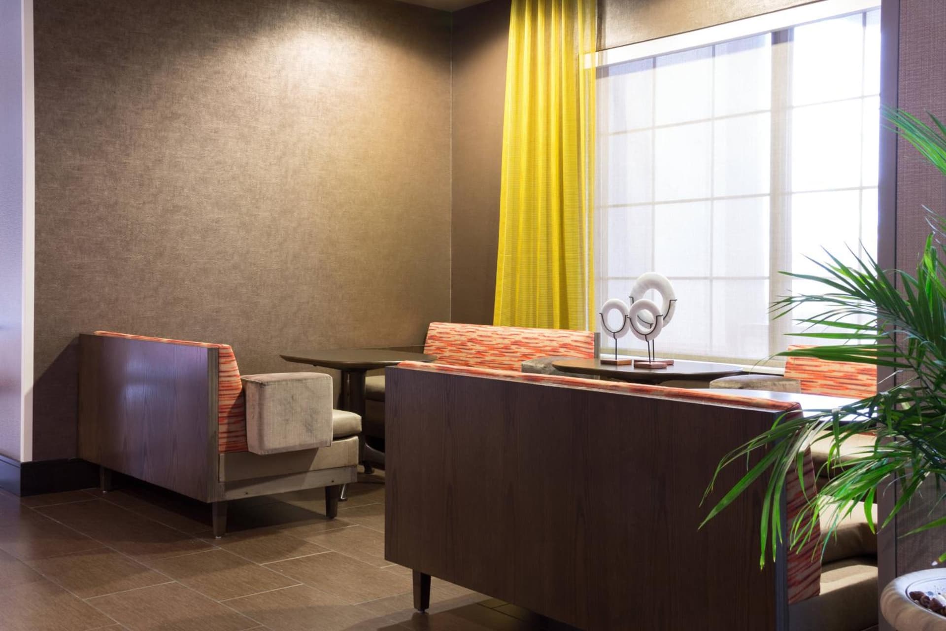 SpringHill Suites Quakertown Pennsylvania interior in Quakertown, PA — gallery photo 2