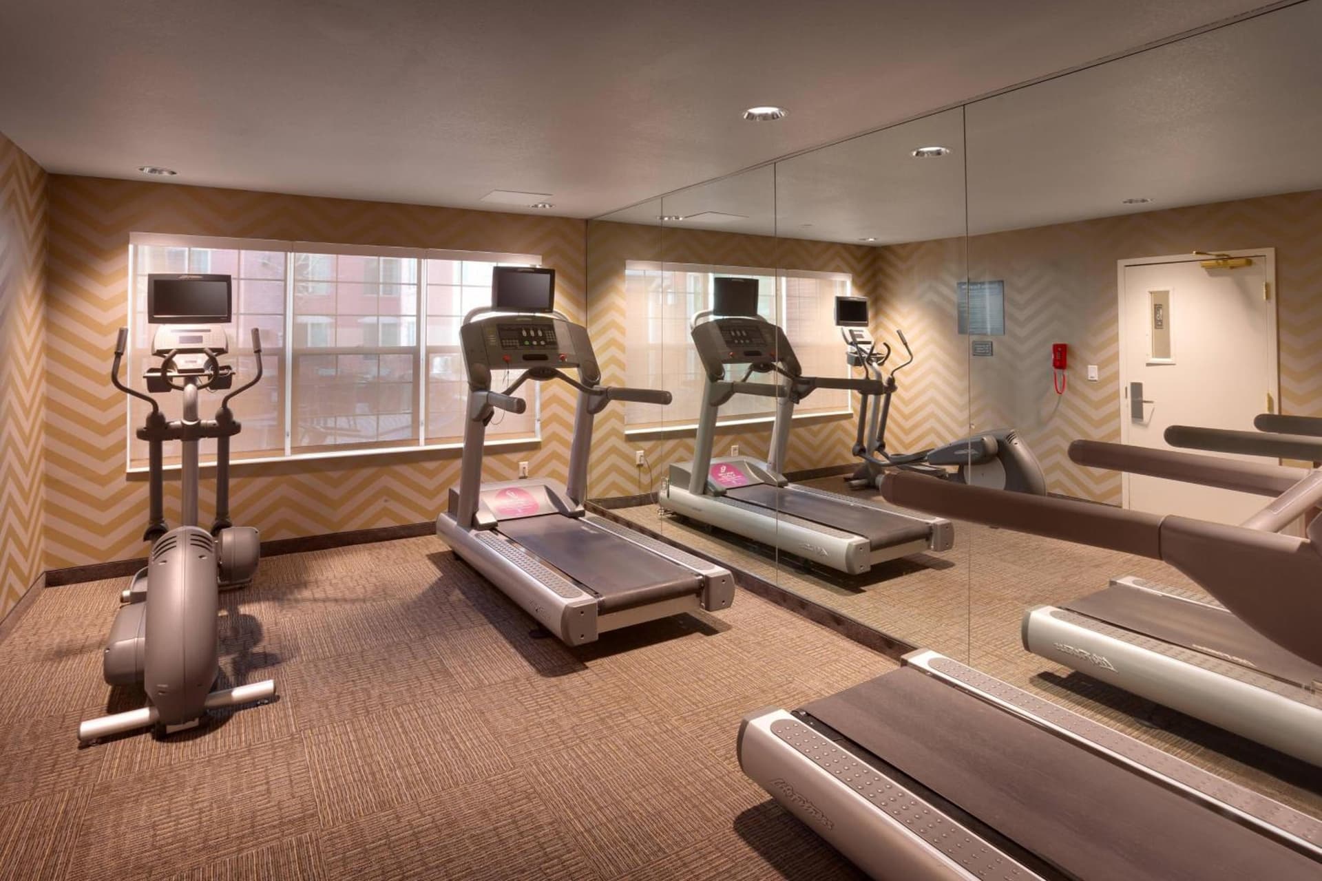 Residence Inn Salt Lake City Sandy gallery photo in Sandy, UT — image 11