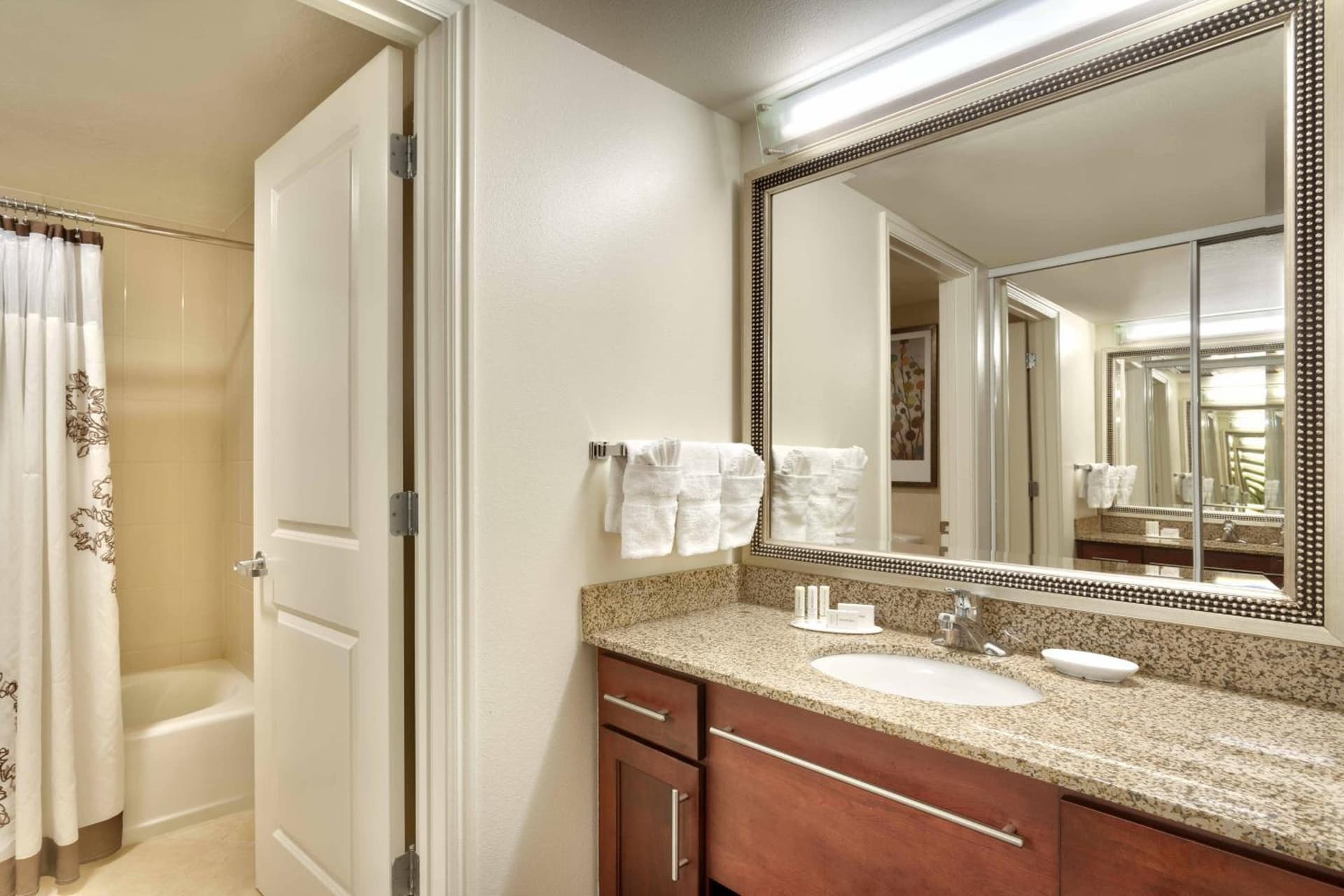 Residence Inn Salt Lake City Sandy gallery photo in Sandy, UT — image 35