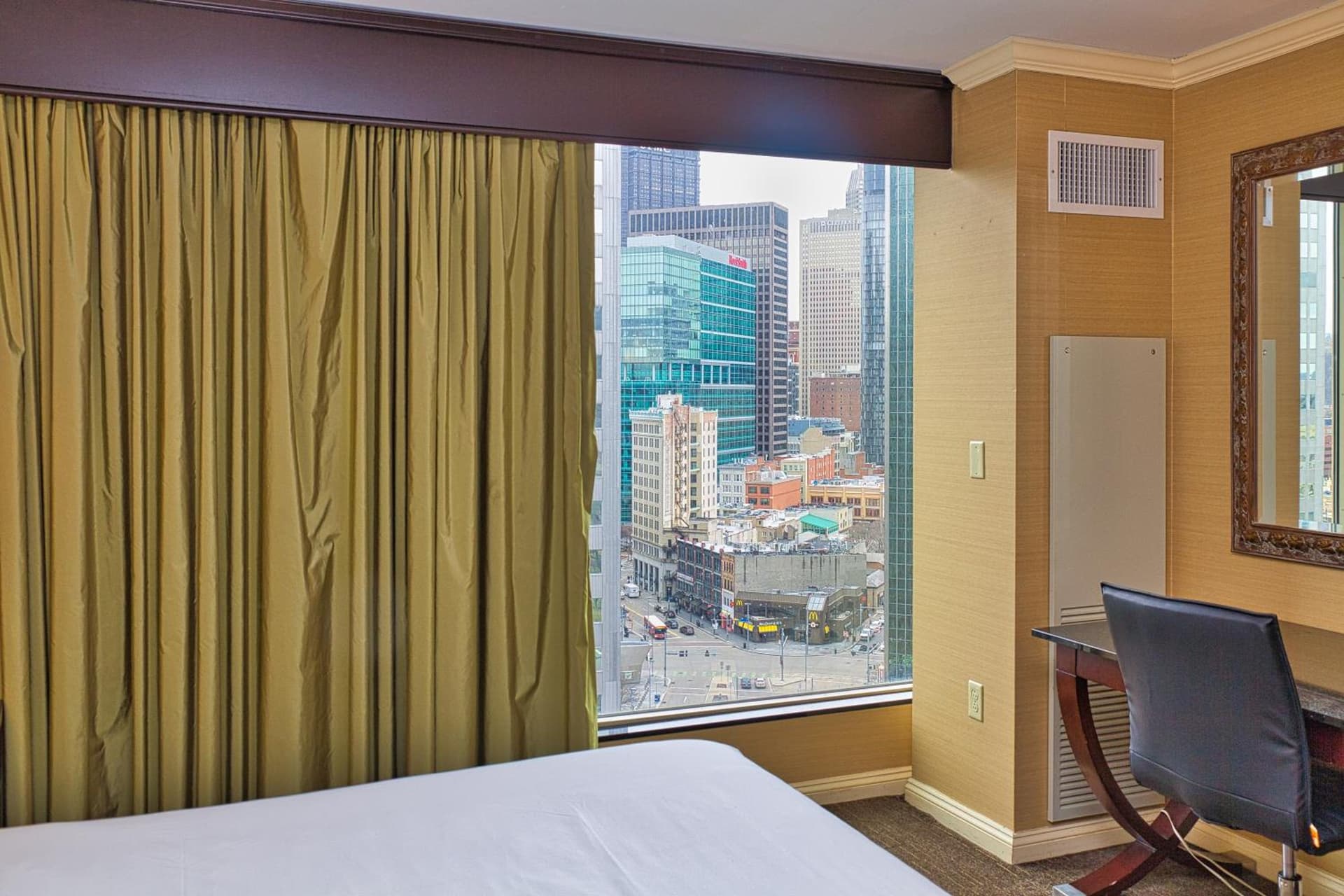 Wyndham Grand Pittsburgh gallery photo in Pittsburgh, PA — image 53