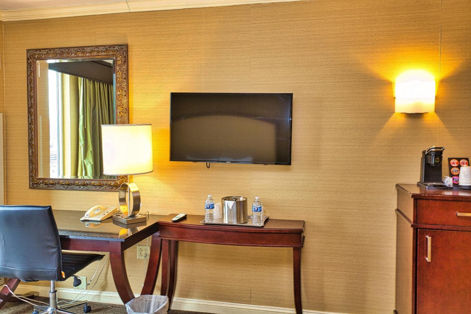 Wyndham Grand Pittsburgh gallery photo in Pittsburgh, PA — image 43