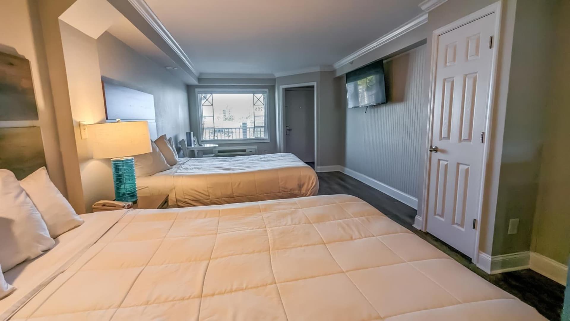 Islander Hotel & Resort gallery photo in Emerald Isle, NC — image 41