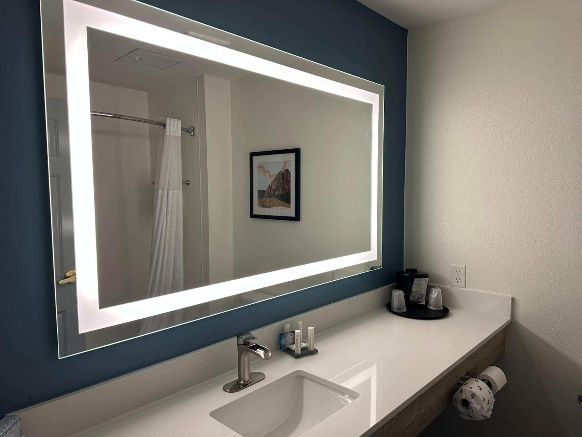 La Quinta Inn & Suites by Wyndham Albuquerque Midtown gallery photo in Albuquerque, NM — image 15