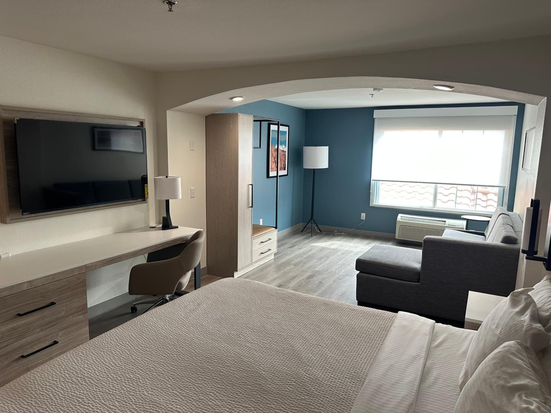 La Quinta Inn & Suites by Wyndham Albuquerque Midtown gallery photo in Albuquerque, NM — image 28