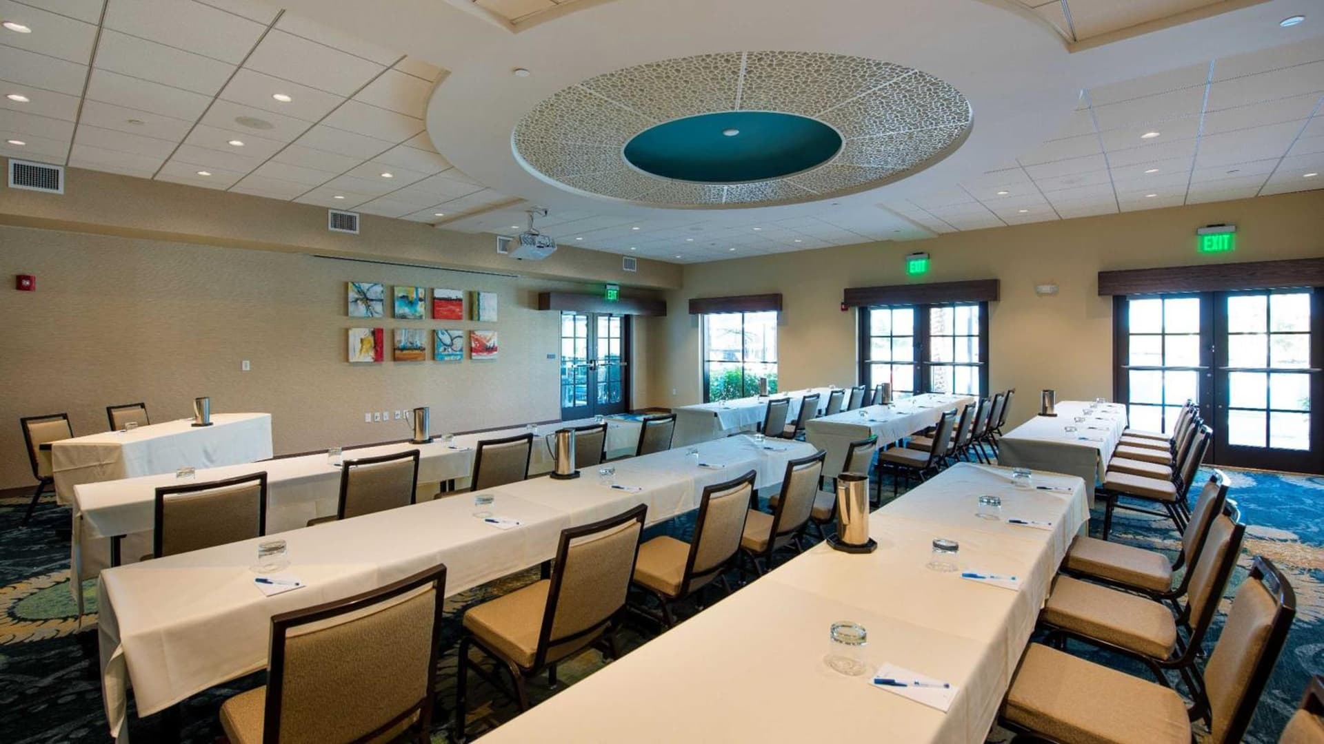 Hyatt House Naples 5th Avenue gallery photo in Naples, FL — image 25