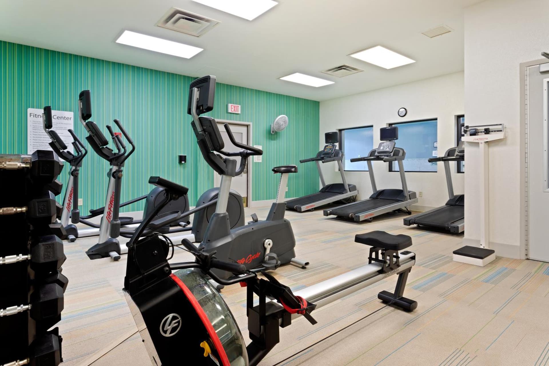 Holiday Inn Express Hauppauge-Long Island by IHG gallery photo in Hauppauge, NY — image 7