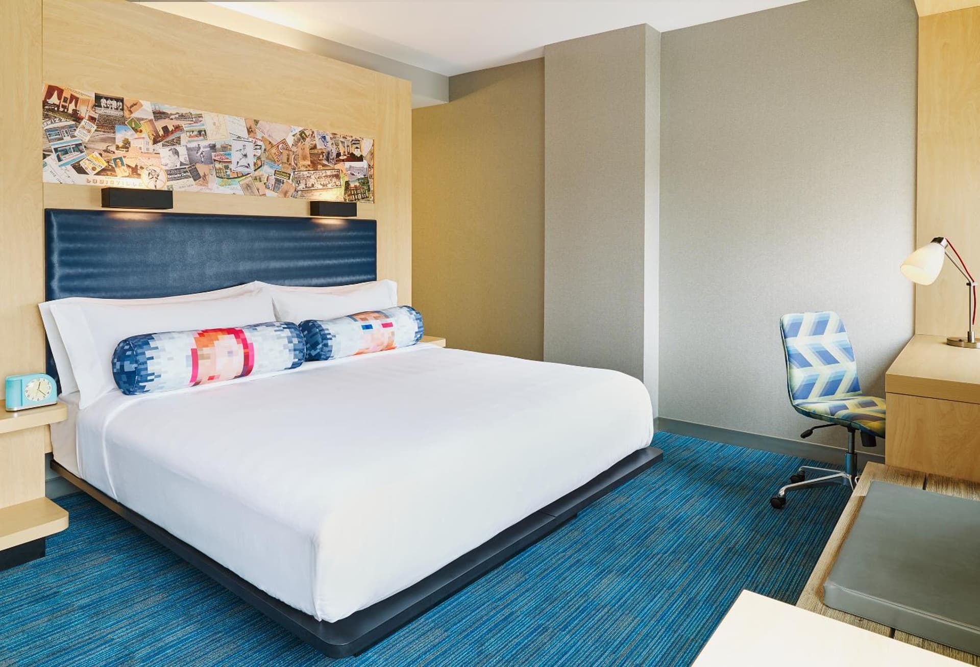 Aloft by Marriott Louisville Downtown interior in Louisville, KY — gallery photo 2