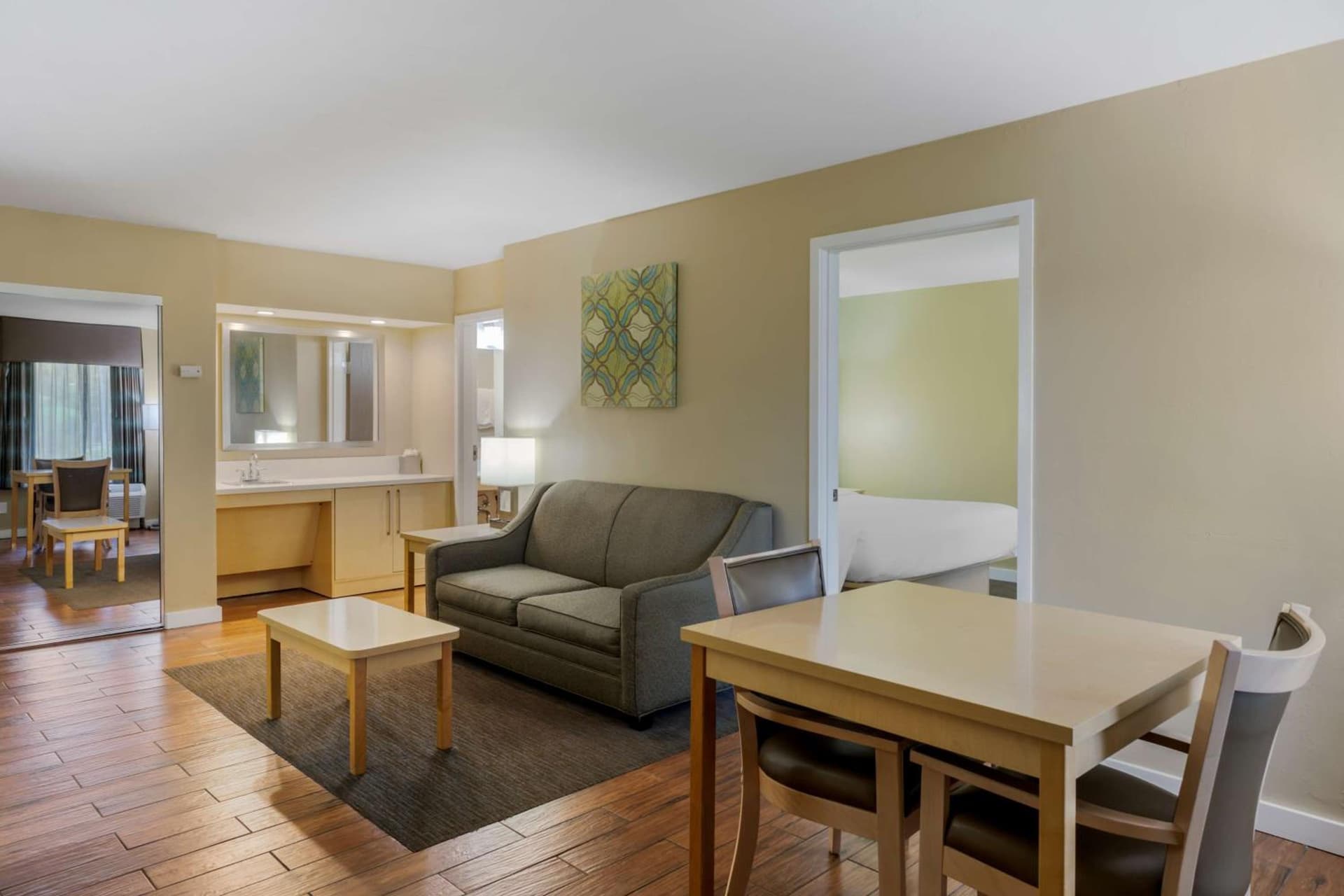 Best Western Plus South Coast Inn interior in Santa Barbara, CA — gallery photo 2