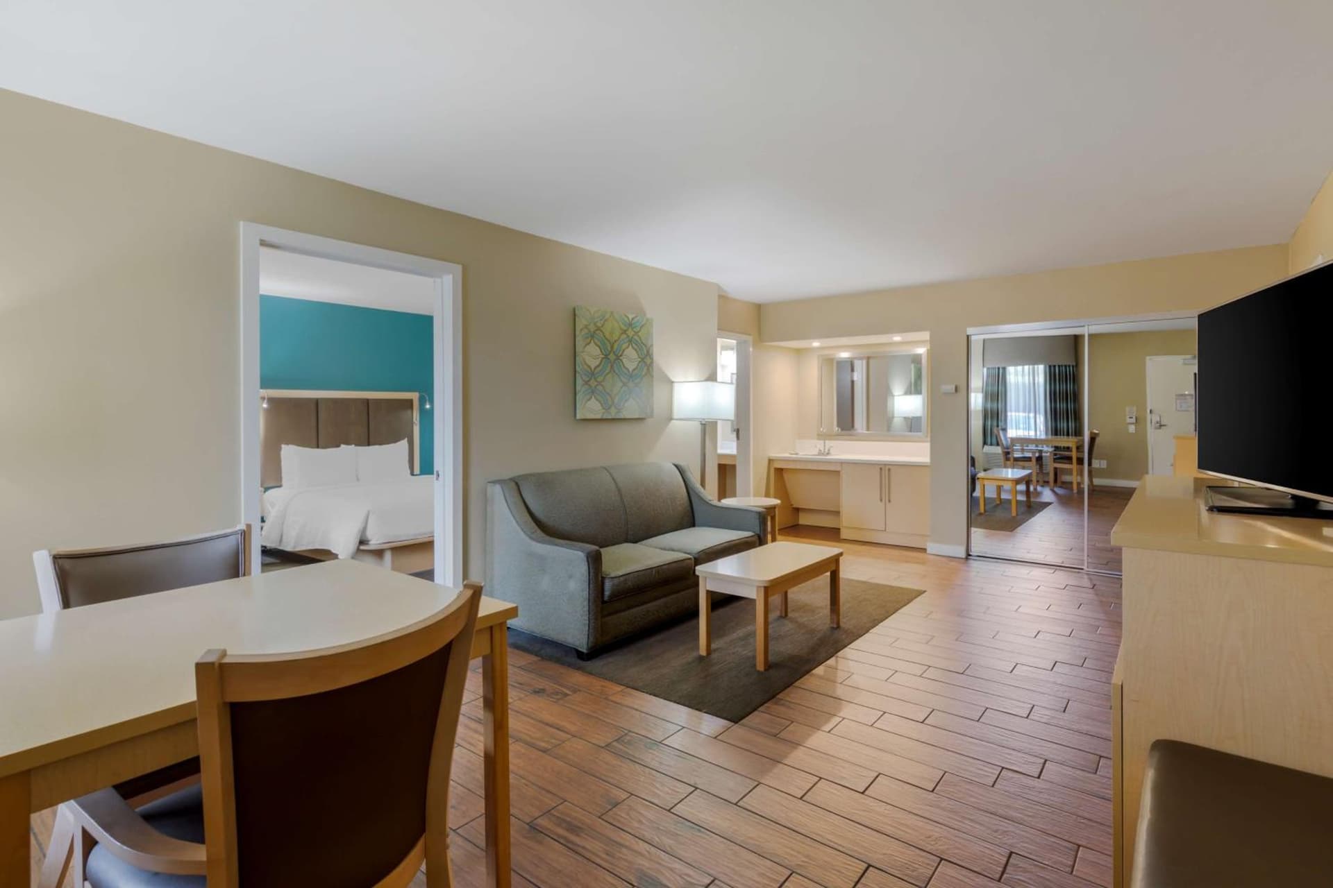 Best Western Plus South Coast Inn gallery photo in Santa Barbara, CA — image 12