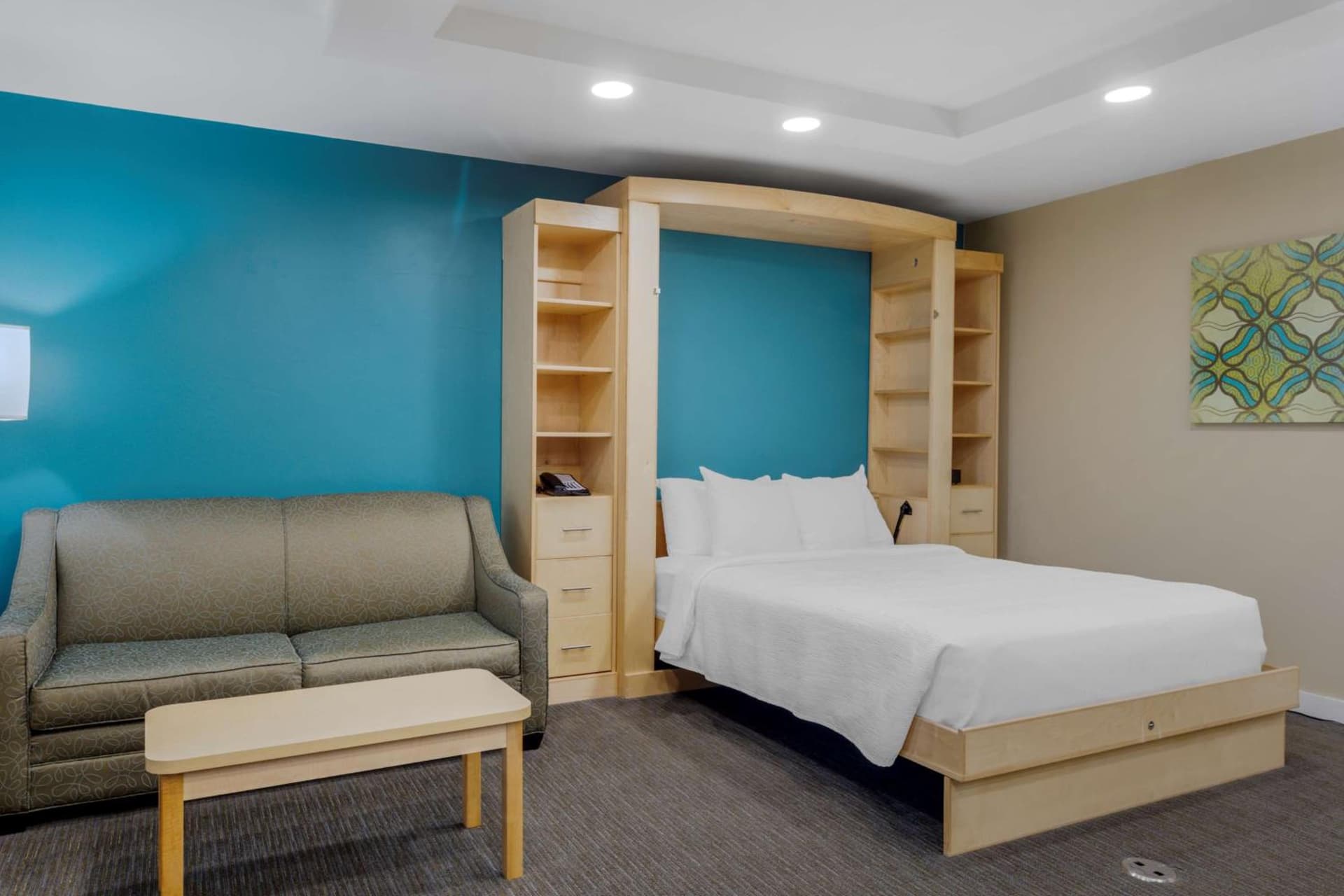 Best Western Plus South Coast Inn gallery photo in Santa Barbara, CA — image 10