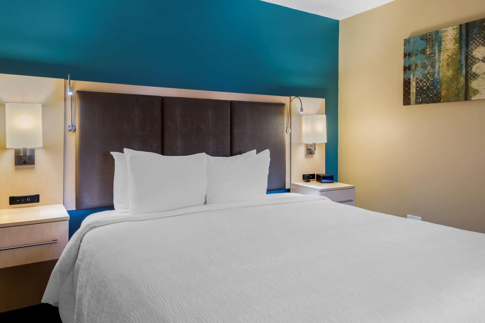 Best Western Plus South Coast Inn gallery photo in Santa Barbara, CA — image 32