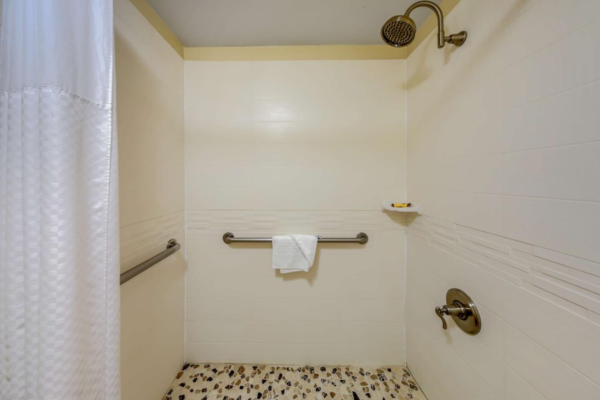 Best Western Plus South Coast Inn gallery photo in Santa Barbara, CA — image 45