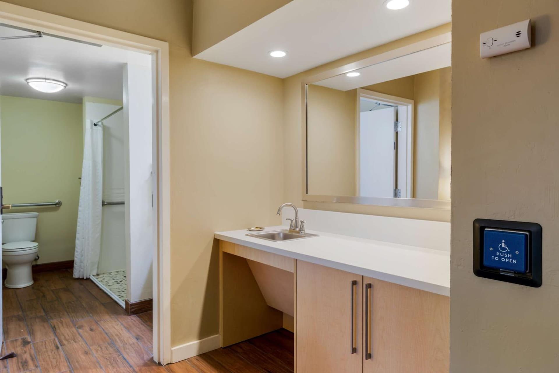Best Western Plus South Coast Inn gallery photo in Santa Barbara, CA — image 34
