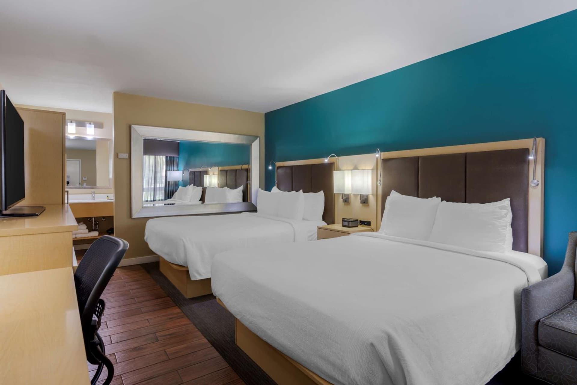 Best Western Plus South Coast Inn gallery photo in Santa Barbara, CA — image 8