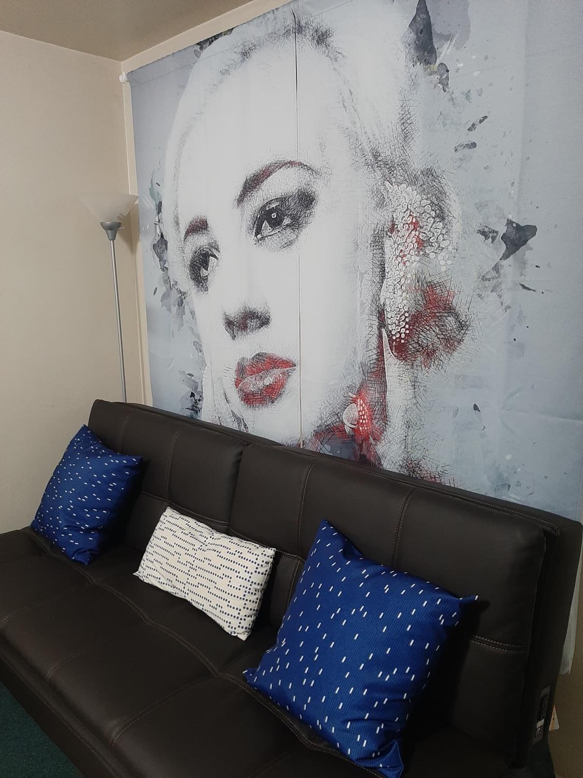 HARRY'S MAN CAVE - A Vintage Motel on the Historic 395 route - The New Star Motel Experience gallery photo in Moreno Valley, CA — image 25