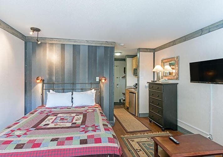 Mountainside Inn 116 by Alpine Lodging Telluride featured exterior or lobby in Telluride, CO — similar hotel