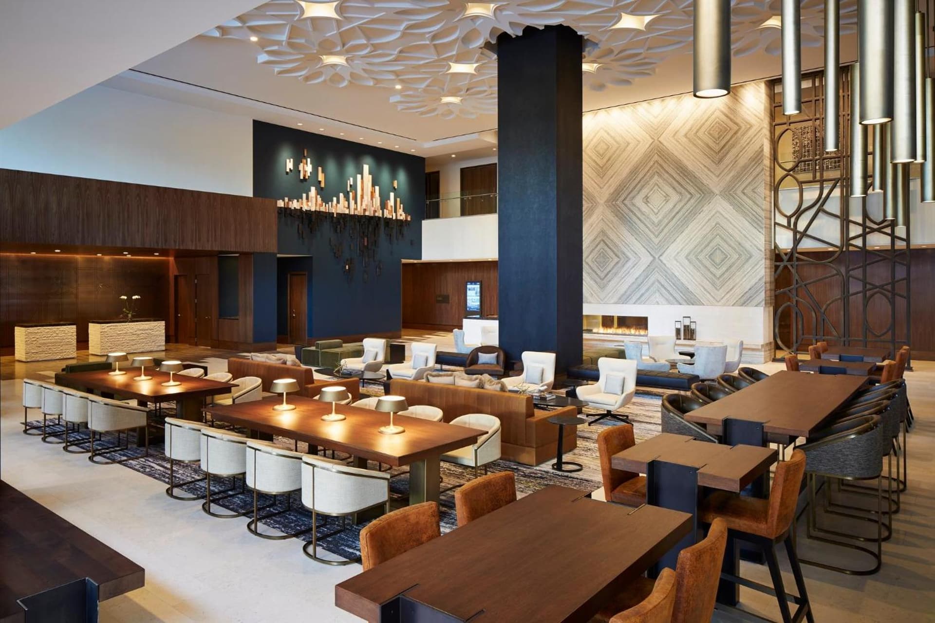 Loews Chicago Hotel gallery photo in Chicago, IL — image 26