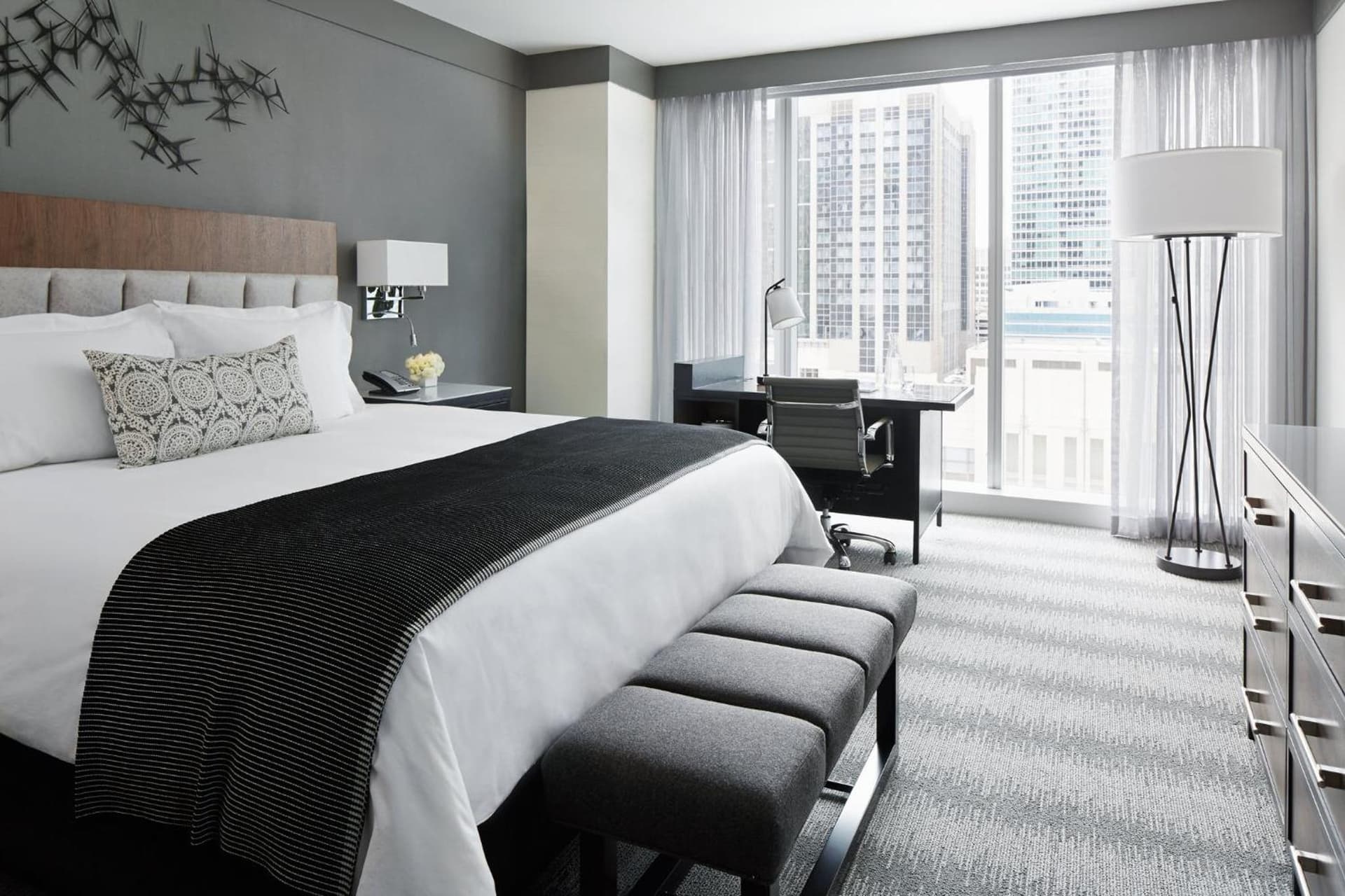 Loews Chicago Hotel gallery photo in Chicago, IL — image 73