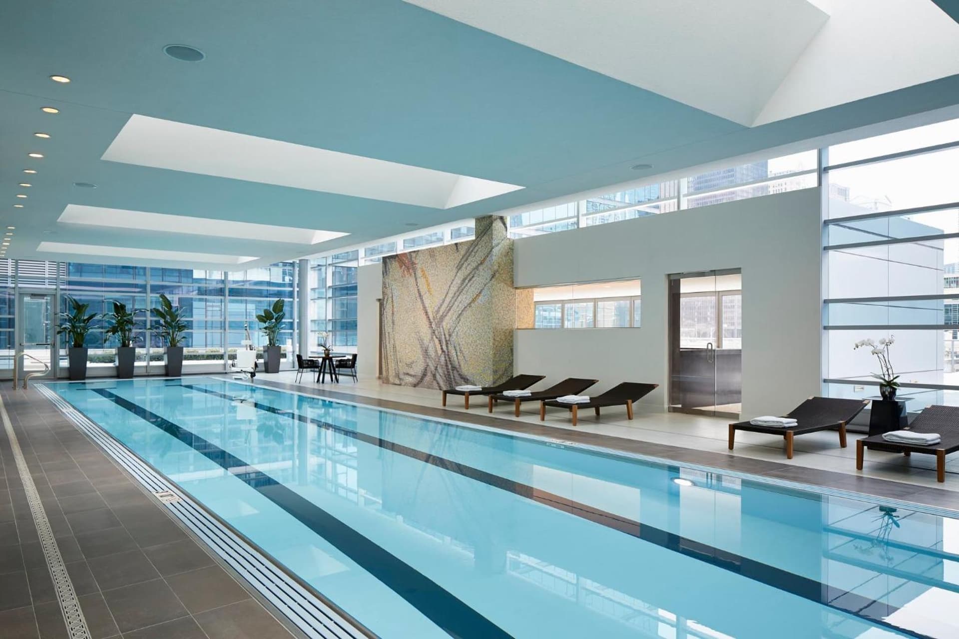 Loews Chicago Hotel gallery photo in Chicago, IL — image 82
